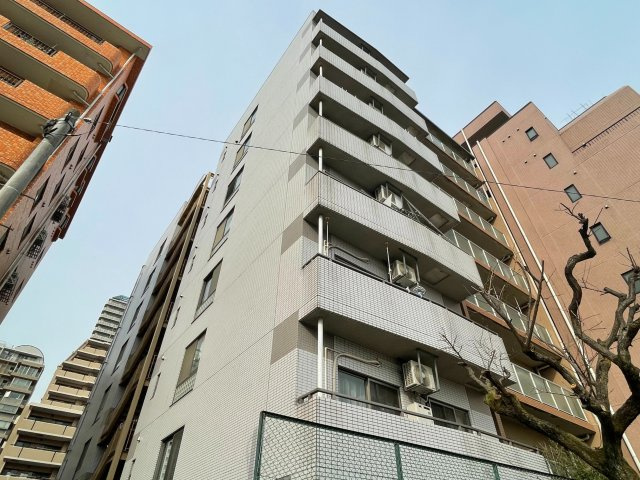 ローズガーデンの外観