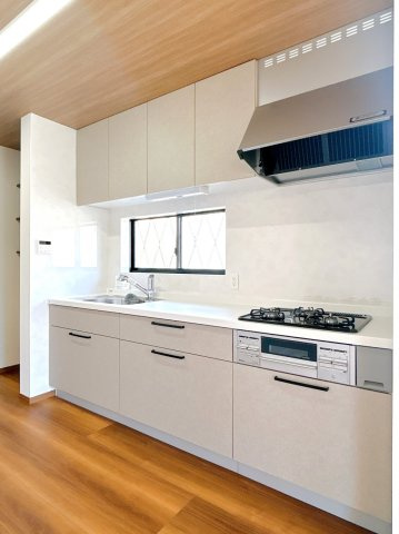 リフォーム済中古戸建　大垣市笠木町　昭和62年築のキッチン