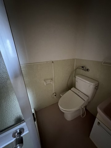 昭和町2丁目アパートのトイレ