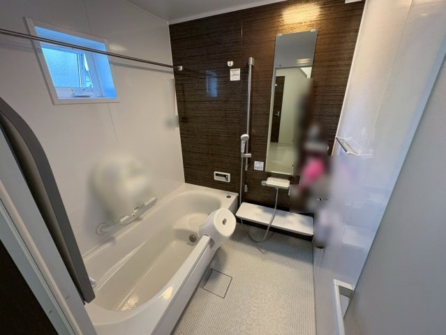 中古戸建　不破郡垂井町　令和4年築の浴室|浴室1坪タイプです。浴室乾燥機付きです