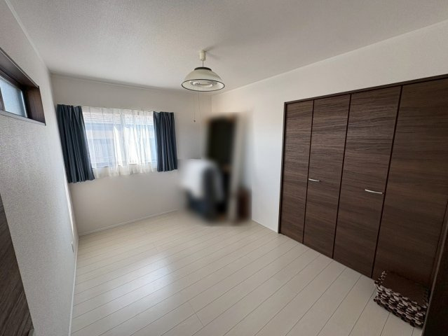 中古戸建　不破郡垂井町　令和4年築のトイレ|2階トイレです。綺麗にお使いです。