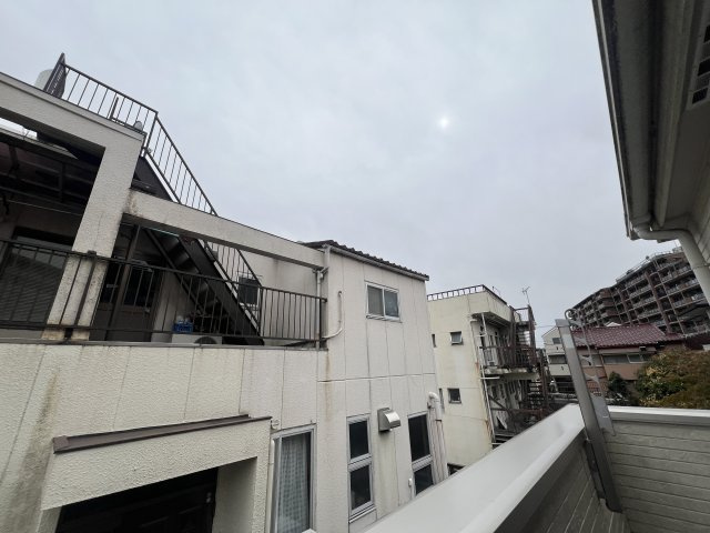 家事動線が良いだけじゃない。子供も喜ぶ回遊動線。な、お家【リフォーム／保土ヶ谷区法泉1丁目中古戸建】の展望