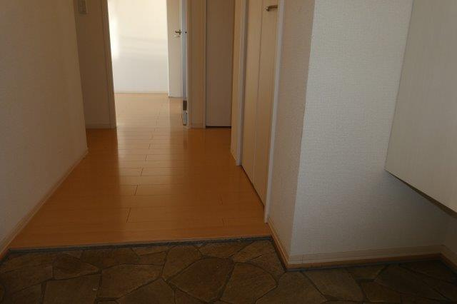 プロムナード三宅の玄関