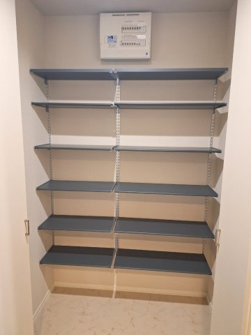 ミルクリスタル杉並の収納|★玄関収納もたっぷりあります★