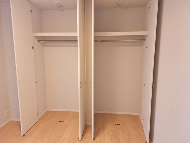 ミルクリスタル杉並の収納|★ダブルクローゼット★