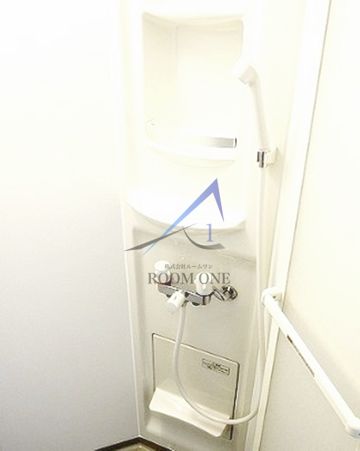 パラスト品川の浴室|シャワールームです。