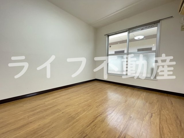 大宝上小阪CTスクエアの居間・リビング|こちらの居間で趣味の時間をお楽しみください