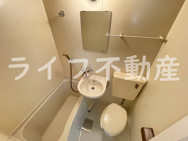 大宝上小阪CTスクエアの浴室|日々の疲れを癒すお風呂付です