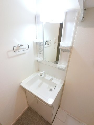 アンベリール北小岩の独立洗面台
