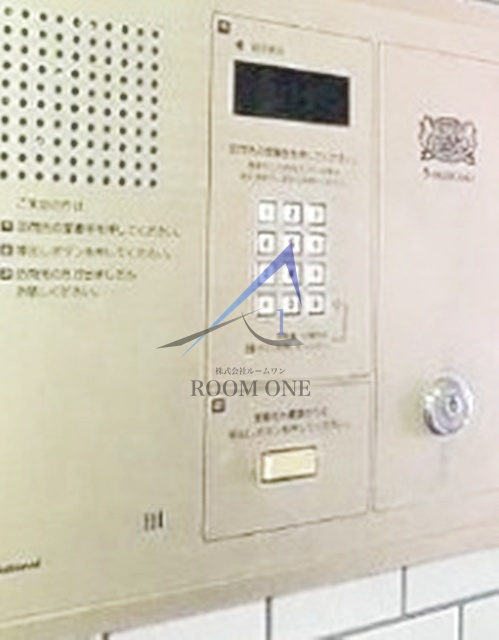 ライオンズマンション市谷薬王寺のセキュリティ|オートロックです。