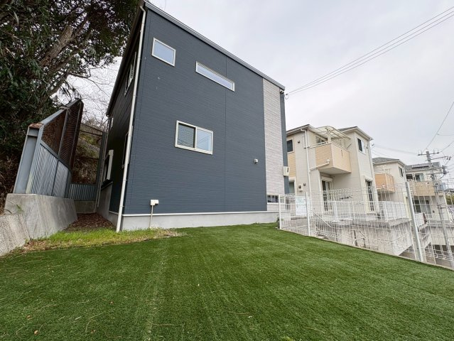 名谷町　中古戸建ての庭|ドッグランやお子様との遊び場・BBQなども楽しめます！