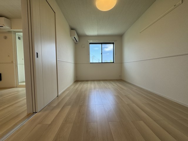クレールＢの寝室|洋室（同型）