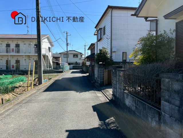 【前面道路含む現地写真】 | 行田市大字下忍　中古戸建　