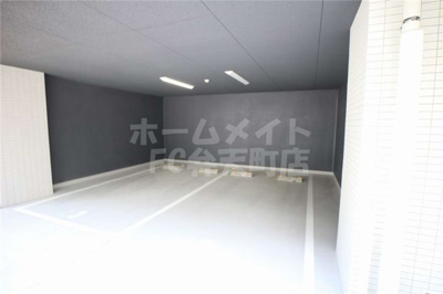 【駐車場】 | Metrosa弁天町 | 駐車スペースもあります