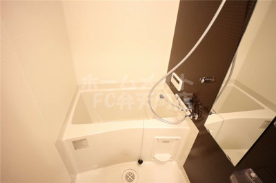 【浴室】 | Metrosa弁天町 | きれいなお風呂です