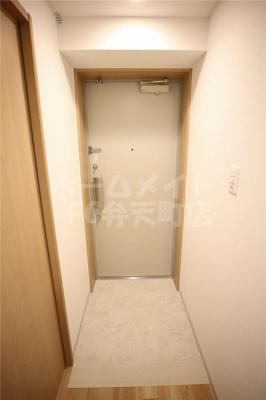 【玄関】 | Metrosa弁天町 | きれいな玄関です