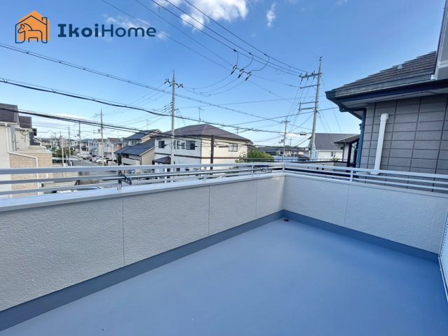 神戸市西区宮下1丁目　中古戸建のバルコニー|【ホームページに現地動画掲載中】●年中無休：当日予約可●ワイドバルコニー！陽当り良好！