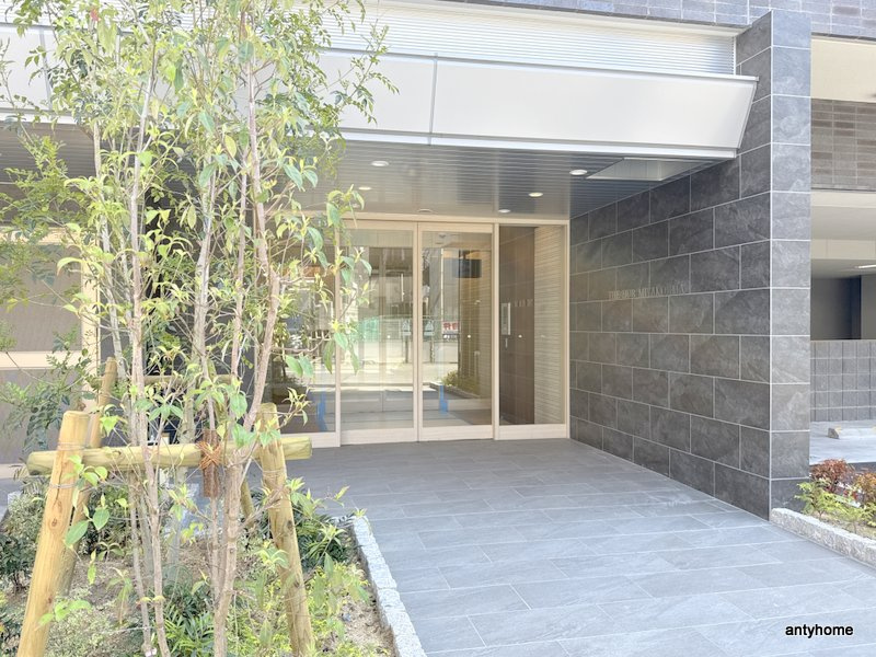 THE HUB MIYAKOJIMA　仲介手数料無料のエントランス