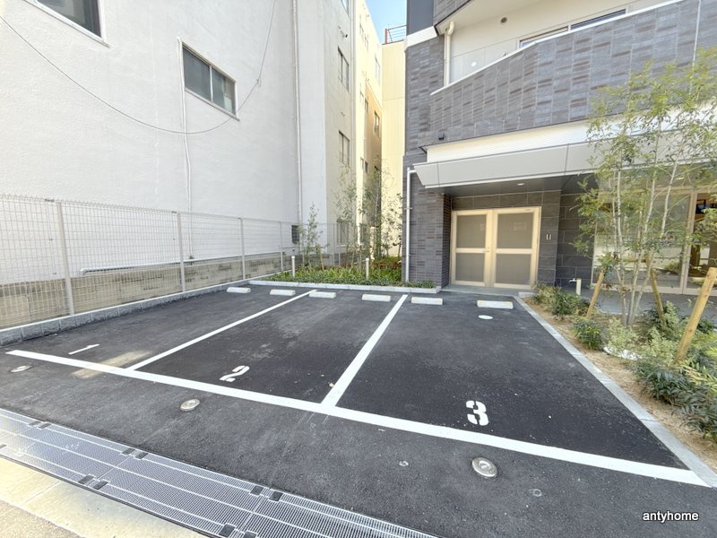 THE HUB MIYAKOJIMA　仲介手数料無料の駐車場