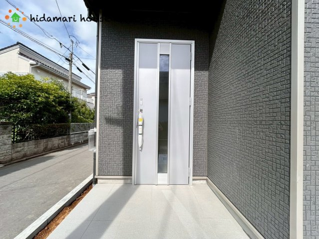 北本市西高尾第1期　新築戸建　ハートフルAの玄関