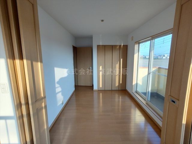 【子供部屋】 | 比企郡川島町飯島 | 洋室南側、お子さんのためのお部屋にいかがでしょうか