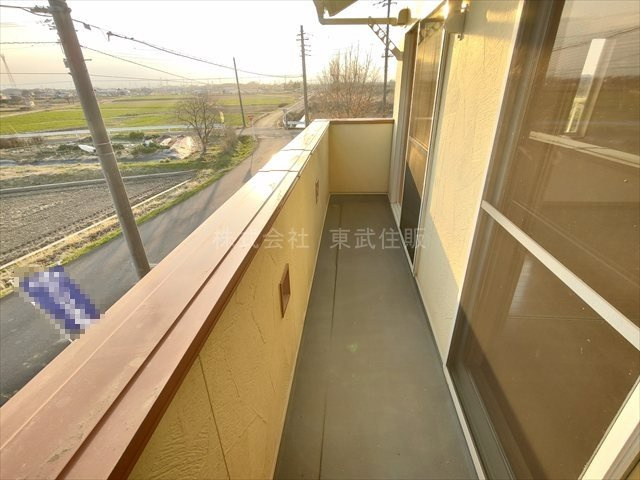 【バルコニー】 | 比企郡川島町飯島 | 開放的で明るい空間を演出してくれるバルコニーです