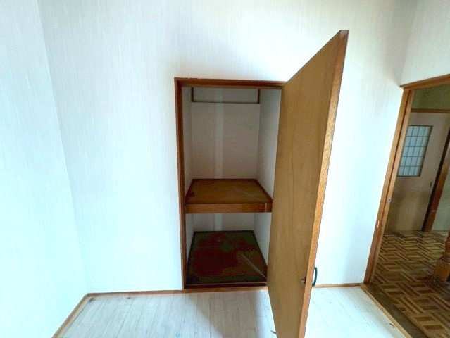 東阪田貸家の収納