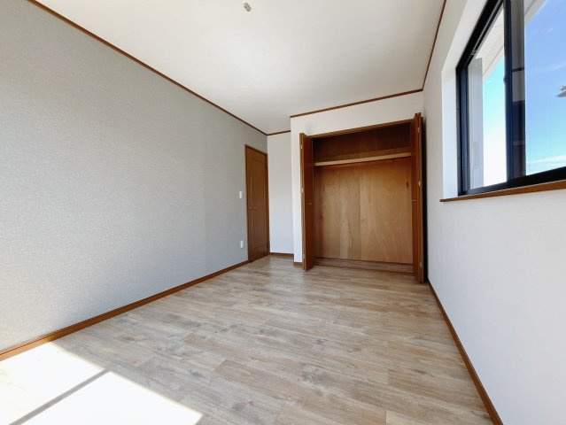 【中古戸建】本庄市児玉町児玉の洋室|■2階洋室｜子供部屋のメリットは「自立心を養うことができる」「自分で整理整頓できるようになる」そして、お子様が成長した際には「プライバシーを確保できる」といい事だらけ♪