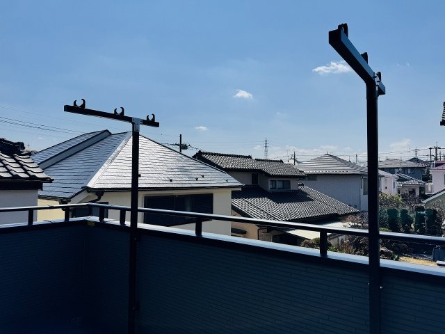 八王子市　山田町　新築一戸建て　７期のバルコニー|～陽当たりの良いバルコニー　洗濯物がよく乾きそうです～