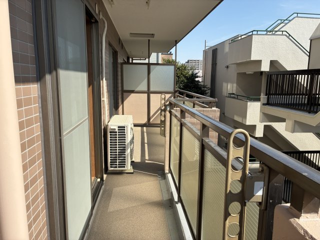 エクセラージュあざみ野のバルコニー