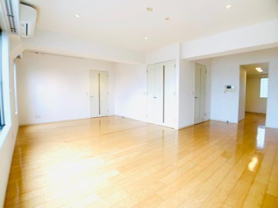 【居間・リビング】 | アパートメンツ東山