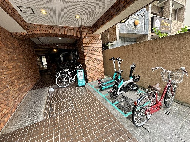 ニューライフ本町のエントランス