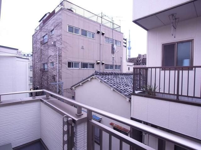 リブリ・Ｌｅ・Ｌｉｅｎのその他