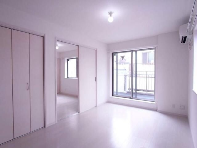 リブリ・Ｌｅ・Ｌｉｅｎの居間・リビング