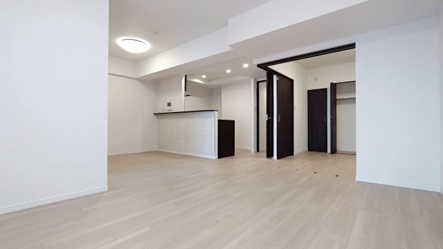 グランシティ川崎パークサイドレジデンスの居間・リビング