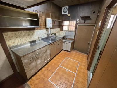 【居間・リビング】 | 次屋2丁目28－16平屋