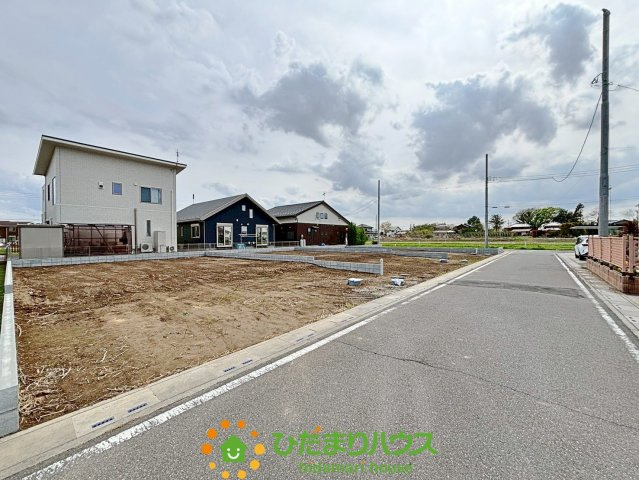 加須市北下新井第５　新築一戸建て　04　クレイドルガーデンの前面道路含む現地写真|2026/4/6　撮影