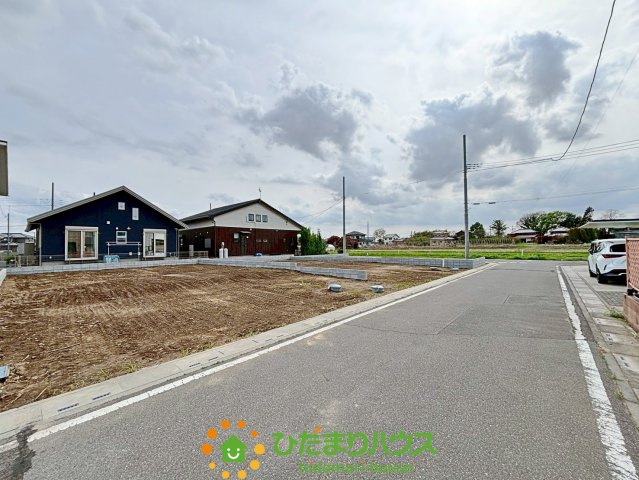 加須市北下新井第５　新築一戸建て　03　クレイドルガーデンの前面道路含む現地写真|2026/4/6　撮影