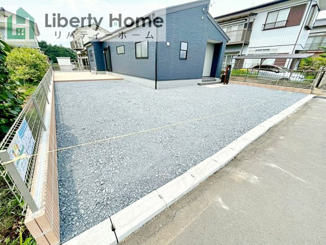 第2石岡市下林　新築戸建の駐車場