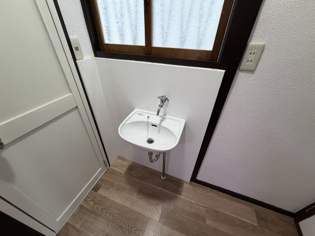 三谷邸の洗面所