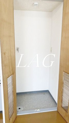 【設備】 | フェスタ花川戸 | 室内洗濯機置き場です。