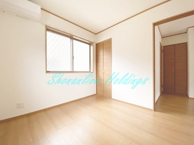 逗子市山の根１丁目のアパートの寝室