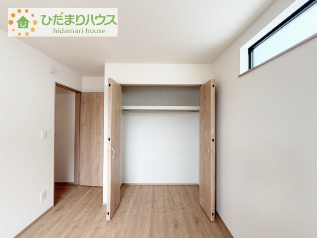 【玄関】 | 土浦市おおつ野6丁目10番　新築戸建　A号棟 | お子様グッズを片付けるのにも、困りませんね！