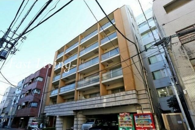 グリーチネ元町のエントランス