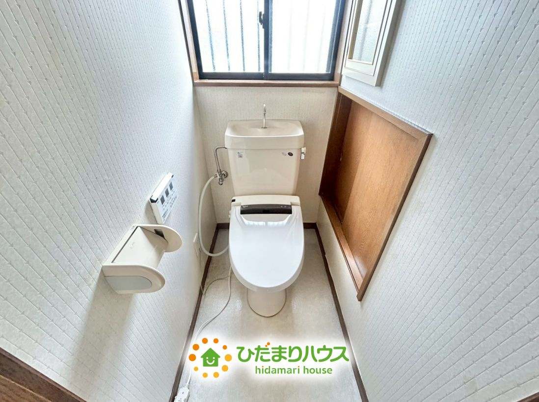 加須市向古河　中古一戸建てのトイレ|収納場所が設けられており便利です！