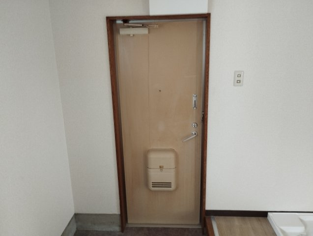 シティボックスの玄関