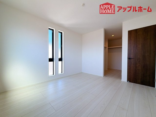 [新築住宅] さいたま市北区今羽町 3期 全8棟の洋室|２階居室は全室収納あり！たっぷりある収納活用でお部屋もキレイを保てます♪