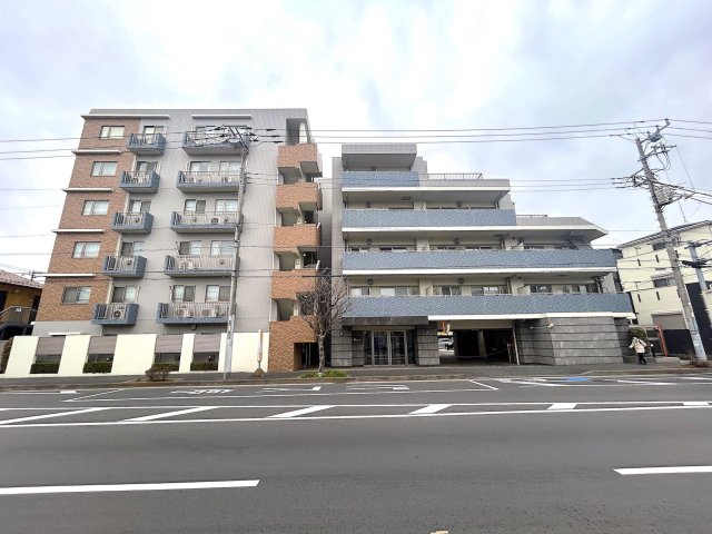 広々ルーフバルコニー／３方角住戸／D'クラウディア瀬谷の画像