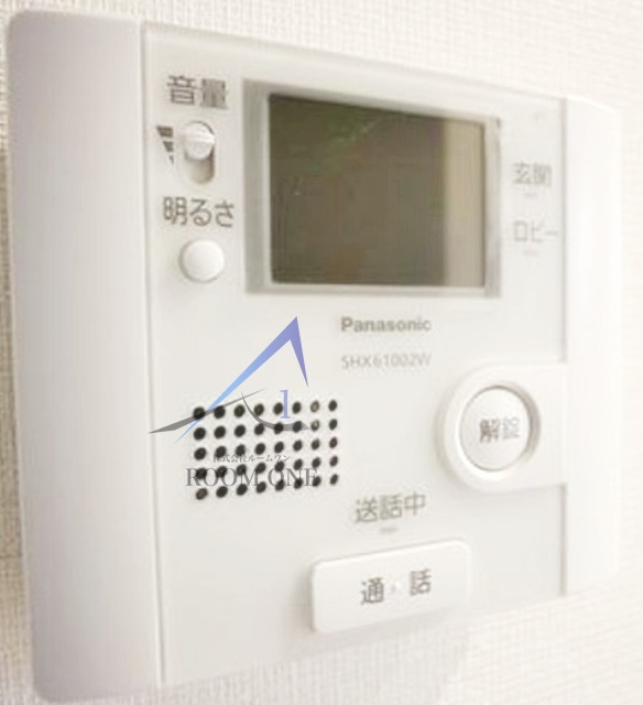 Ｙ’ｓ　ＦＬＡＴ　ワイズフラットの設備|モニター付きインターホンです。