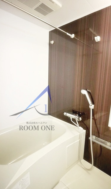 Ｙ’ｓ　ＦＬＡＴ　ワイズフラットの浴室|お風呂です。